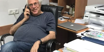 Muere Zelig Eshhar: pionero en inmunoterapia contra el cáncer