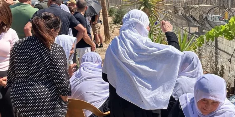Mujeres drusas en Majdal Shams, Israel, el 17 de julio de 2025. (Diana Bletter/Times of Israel)