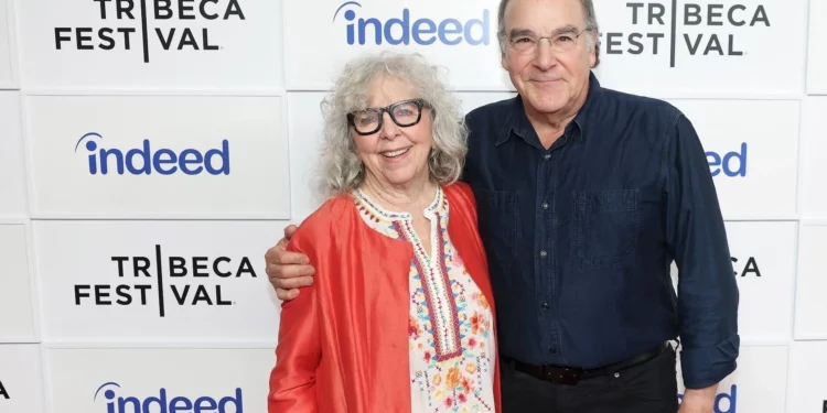 Mandy Patinkin criticado por decir que Israel está haciendo con Gaza lo que antes se hizo con los judíos