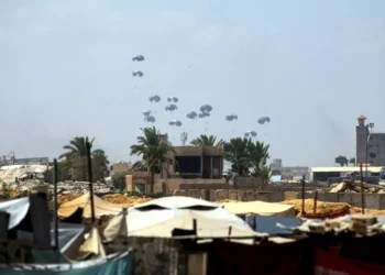 Aviones internacionales entregan 154 paletas de ayuda en Gaza