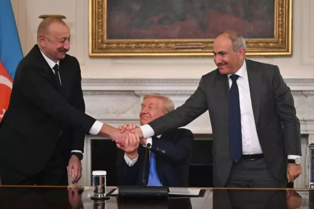 Azerbaiyán y Armenia firman acuerdo de paz en la Casa Blanca