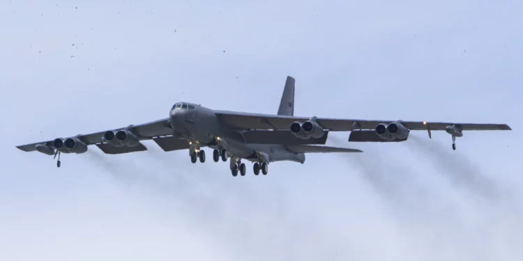 La modernización del radar B-52 se acerca a las pruebas de vuelo