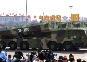 China revela el misil DF-100 que puede atacar Guam y EE. UU. a Mach 4