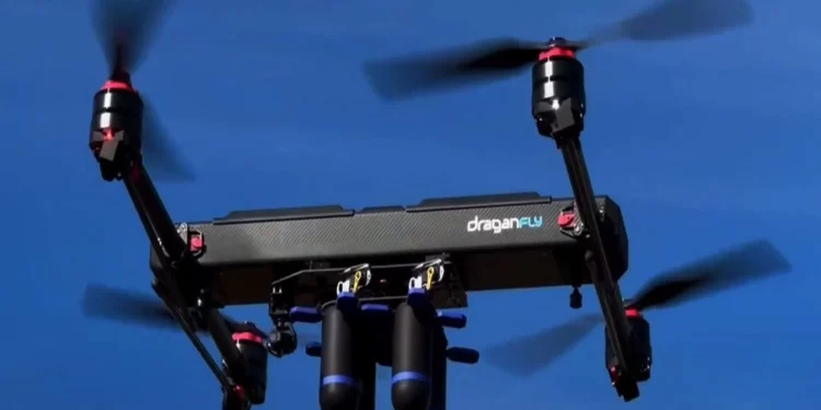 El Drangfly de EE. UU. presenta un dron de ataque con munición Mjolnir