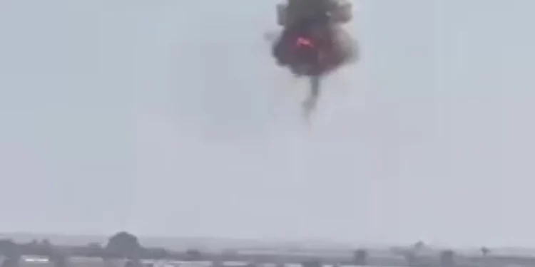 Fuerza Aérea israelí derriba dron hutí que activó sirenas en el sur de Israel