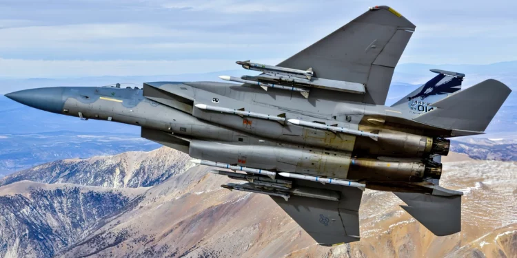 El F-15C que derribó a los MiG llega al Smithsonian para su exposición