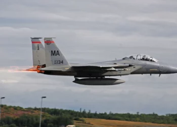 Asiento trasero del F-15D se eyecta accidentalmente después de aterrizar