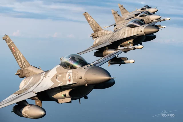 Los F-16 de Polonia recibirán una actualización letal de $3.800 millones