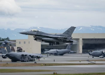 Tres interceptaciones de aviones rusos Il-20 en una semana cerca de Alaska