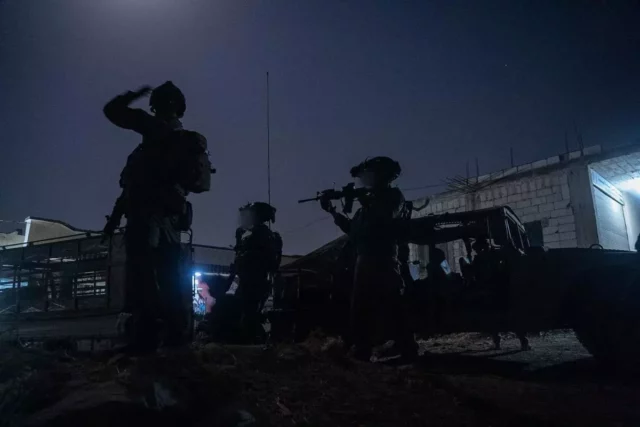 Tropas israelíes capturan a traficante de armas en el sur de Siria