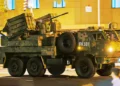 El FK-3000 lanza ráfagas de micromisiles contra enjambres de drones