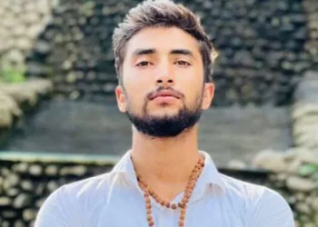 La familia del rehén nepalí Joshi llega a Israel para buscar el regreso de su hijo