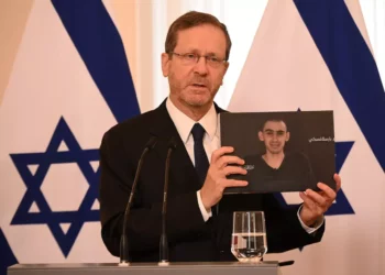 Herzog pide a la comunidad internacional que trabaje por la liberación de los rehenes de Gaza