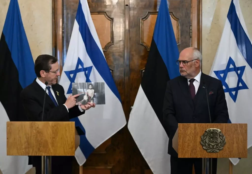 Herzog insta al mundo a “no caer en las mentiras de Hamás”