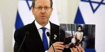 Herzog presiona al jefe de la Cruz Roja sobre los rehenes famélicos en Gaza