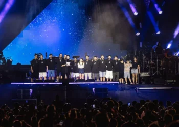 Nova Tribe rinde tributo a víctimas de ataque de Hamás