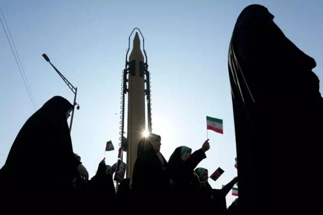 E3 presenta justificación para activar mecanismo contra Irán