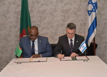 El ministro de Relaciones Exteriores de Israel, Gideon Sa'ar, afirmó que representa un “honor” abrir la embajada de su país en Lusaka durante su visita diplomática a Zambia.