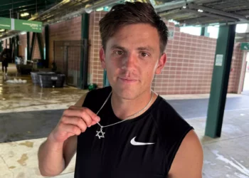 Jake Retzlaff gana su primer partido como titular en la Universidad de Tulane