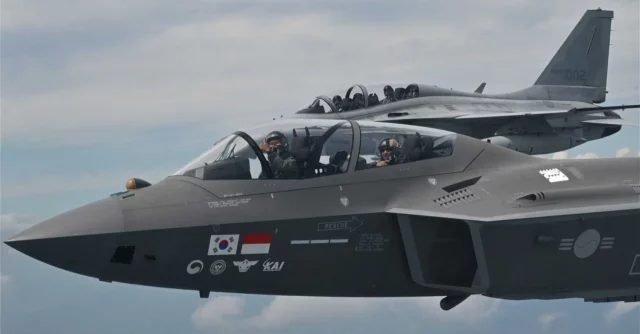 KAI KF-21 Boramae avanza en pruebas de reabastecimiento