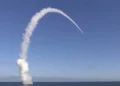 Rusia lanza misiles Kalibr y Uran en el mar de Japón