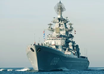 Rusia reactiva el buque de guerra más grande y peligroso de la era soviética