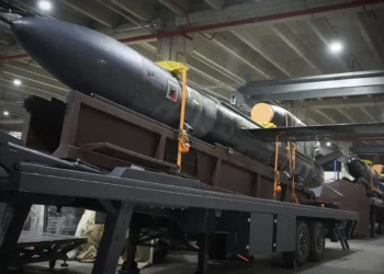 Ucrania inicia producción masiva de misil Flamingo con 3000 km de alcance