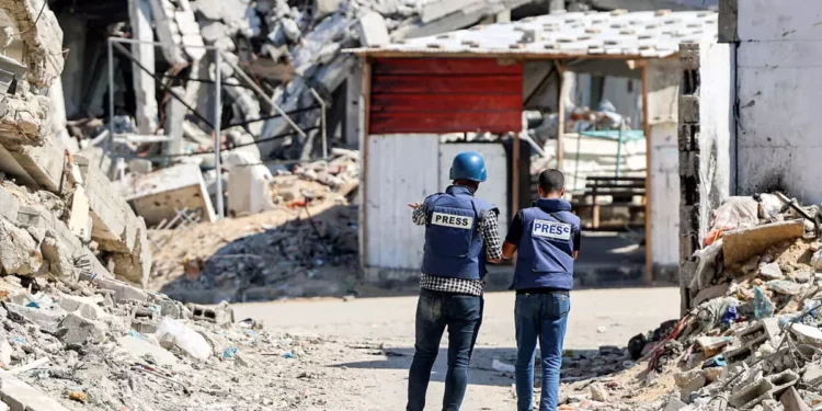 Fotógrafo de Gaza niega haber manipulado imágenes de hambre y estar afiliado a Hamás