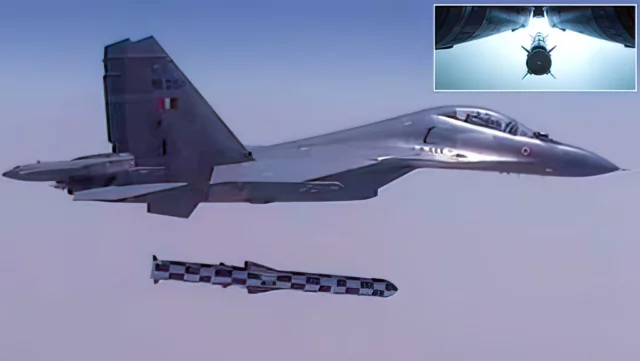 Ataque con misiles BrahMos indios destruyó F-16 paquistaníes en hangares