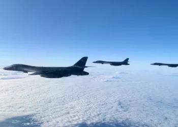 Tres bombarderos B-1B llegan a Noruega en medio de creciente tensión