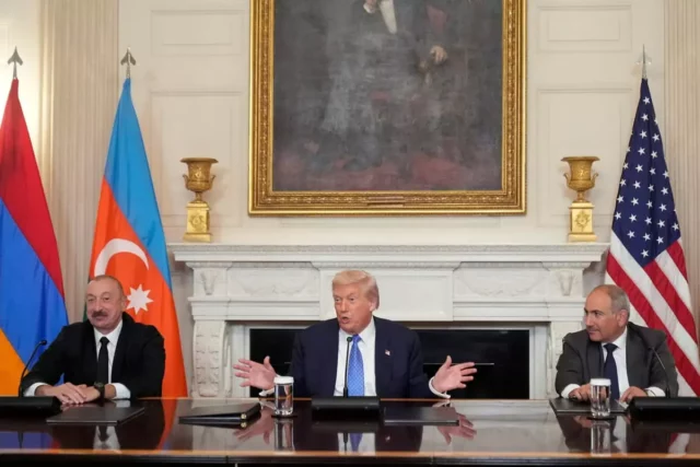 Irán amenaza el corredor previsto por Trump en el acuerdo de paz entre Azerbaiyán y Armenia