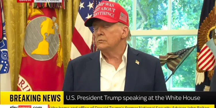 Trump afirma que menos de 20 rehenes siguen vivos en Gaza