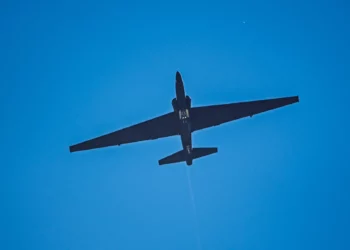 El último U-2 fabricado vuelve a volar por primera vez desde 2008