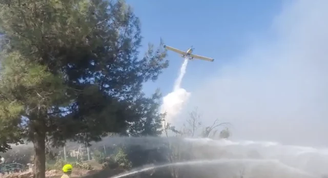 Incendio en Mevaseret Zion obliga a evacuar calles y podría cerrar Ruta 1
