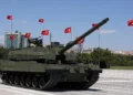 Turquía inicia la producción en serie del tanque Altay basado en el K2