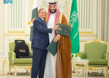 Arabia Saudí firma un pacto de defensa mutua con Pakistán