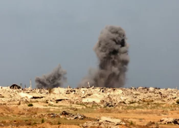 Las FDI disparan artillería cerca de la ciudad de Gaza para alentar a evacuar