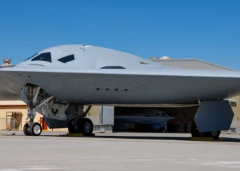 La USAF publica nuevas fotos del segundo B-21 Raider