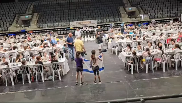 Torneo de ajedrez en España revoca decisión y permitirá bandera israelí