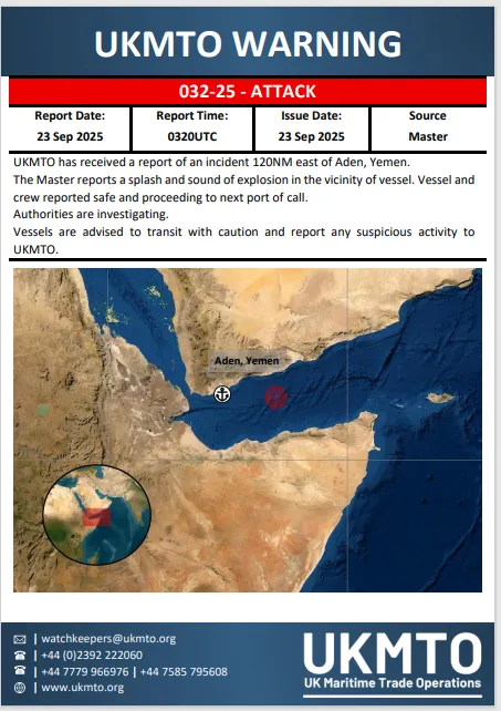 Barco atacado frente a la costa de Yemen