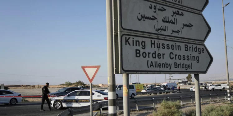 Jordania dice que condena el ataque al cruce de Allenby