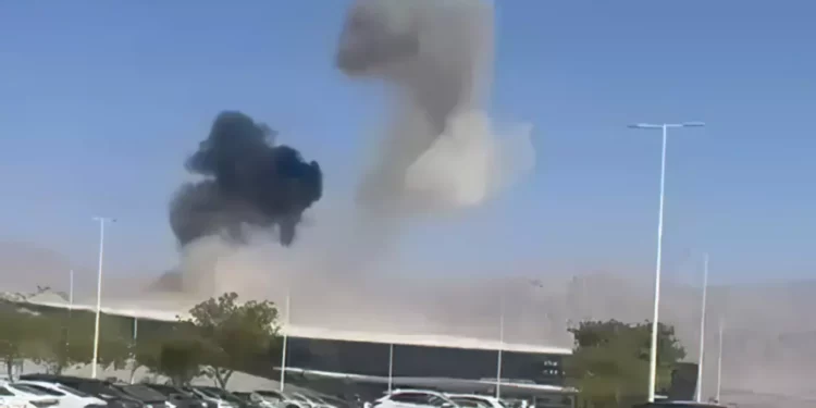 Un dron hutí impacta la terminal del aeropuerto Ramón en el sur de Israel