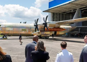 Aparece el primer fuselaje C-130 que se convertirá en E-130J Phoenix II