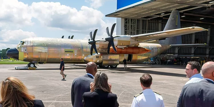 Aparece el primer fuselaje C-130 que se convertirá en E-130J Phoenix II