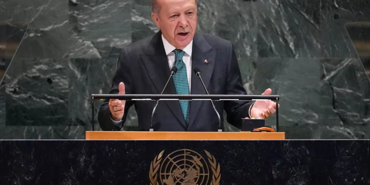 Erdogan califica de muy fructífera reunión con Trump y líderes musulmanes sobre Gaza