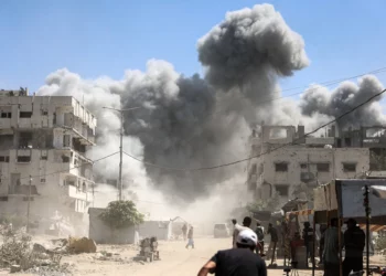 Israel arrasa edificios de Gaza empleados por Hamás