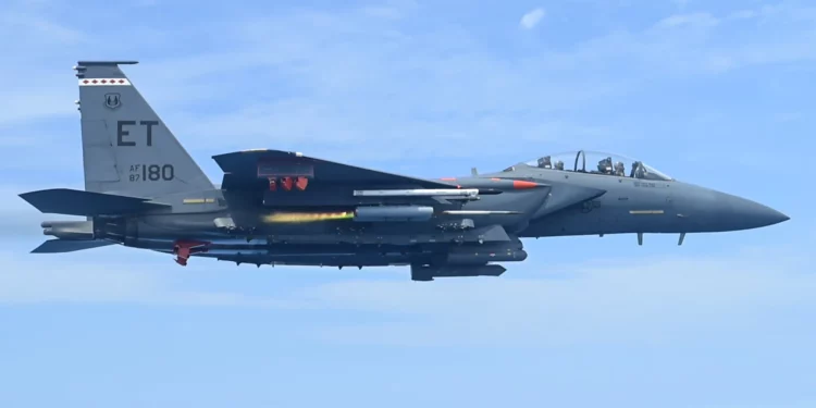 La USAF derriba drones con APKWS II guiados por láser en F-15E