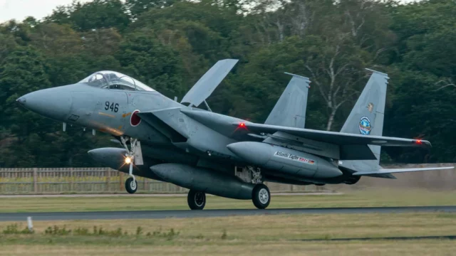 Los primeros F-15 japoneses llegan al Reino Unido para el despliegue de Atlantic Eagles
