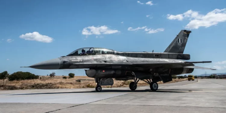 Grecia recibe el 42.º F-16V Viper: El 50 % del programa de actualización