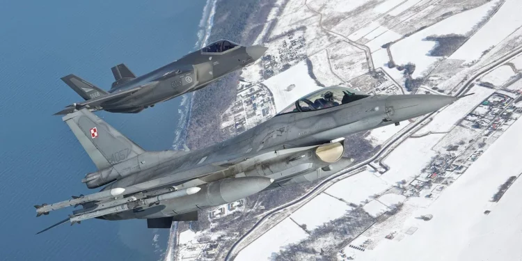 F-16 y F-35 derriban drones rusos sobre Polonia